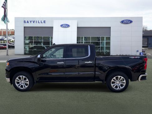 Used 2023 Chevrolet Silverado 1500 LTZ w/ Technology Package AWD/4WD image 2
