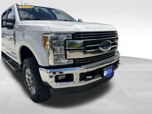 Used 2017 Ford F250 Lariat AWD/4WD image 10