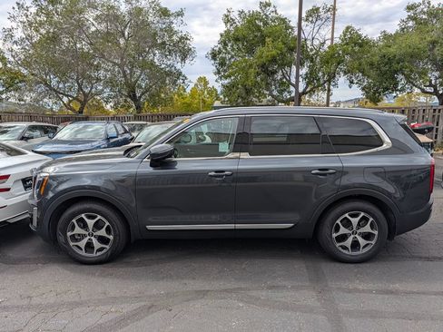 Used 2021 Kia Telluride EX w/ Towing Package AWD/4WD image 2