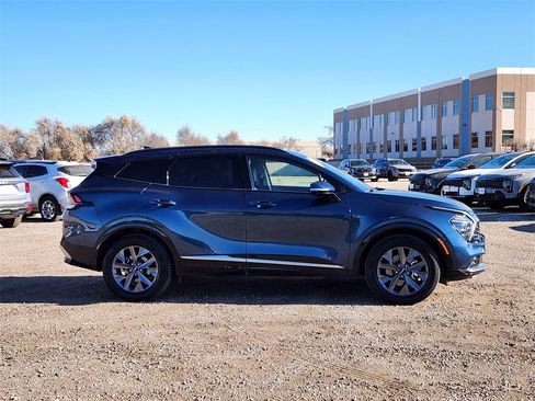 Used 2023 Kia Sportage SX Prestige image 2