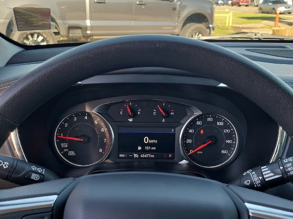 Used 2025 Chevrolet Blazer LT FWD image 22