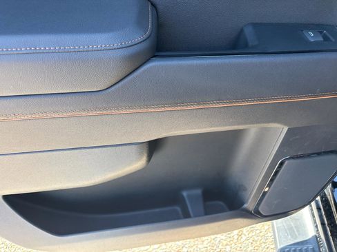 Used 2022 GMC Sierra 1500 AT4 w/ AT4 Premium Package image 37