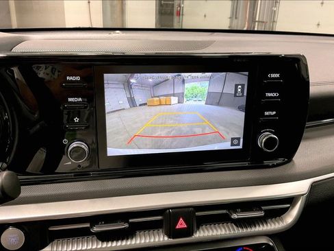 Used 2022 Kia K5 LXS FWD image 14