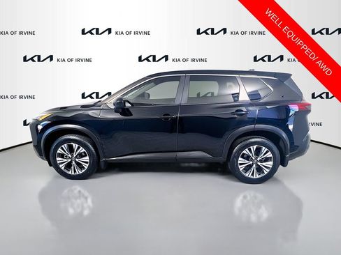 Used 2023 Nissan Rogue SV AWD/4WD image 4