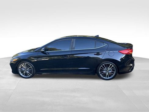 Used 2017 Hyundai Elantra Sport image 2