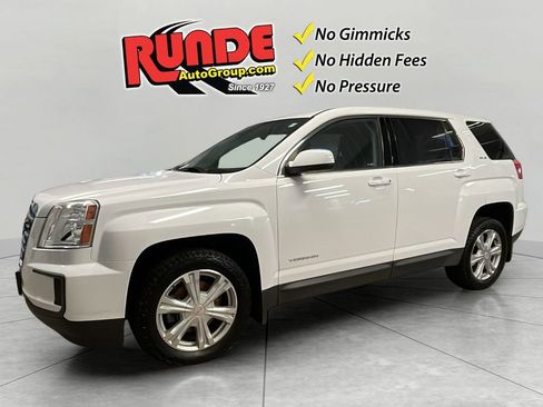 Used 2017 GMC Terrain SLE FWD image 1