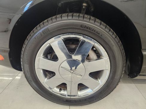 Used 2002 Ford Thunderbird RWD image 17