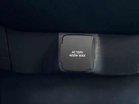 Used 2025 Ford Expedition Max Platinum AWD/4WD image 21