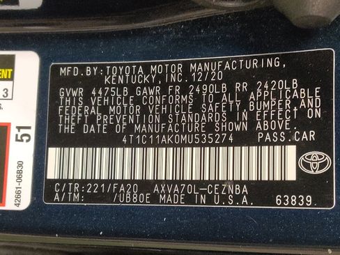 Used 2021 Toyota Camry LE image 33