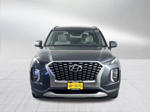 Used 2021 Hyundai Palisade Limited image 2