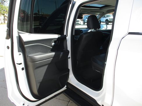 Used 2023 Honda Ridgeline RTL image 15