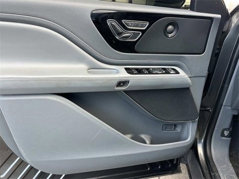 Used 2020 Lincoln Aviator Reserve w/ Equipment Group 201A image 27