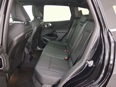 New 2026 BMW X3 xDrive30 w/ Premium Package image 13