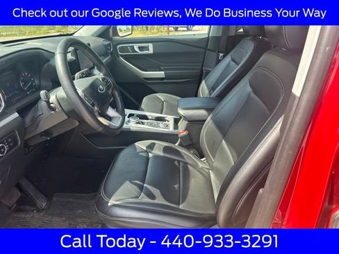 Used 2024 Ford Explorer XLT w/ Equipment Group 202A AWD/4WD image 20