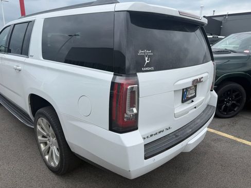 Used 2019 GMC Yukon XL SLT w/ Open Road Package AWD/4WD image 6