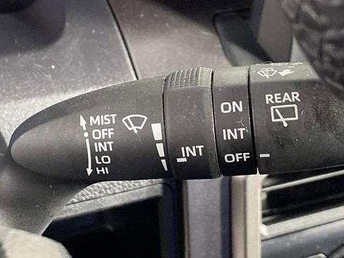 Used 2025 Toyota 4Runner TRD Off-Road AWD/4WD image 18