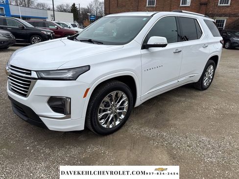 Used 2022 Chevrolet Traverse Premier image 1