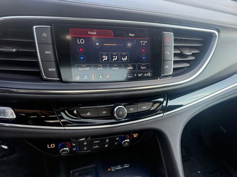 Used 2023 Buick Enclave Avenir w/ Avenir Technology Package AWD/4WD image 11