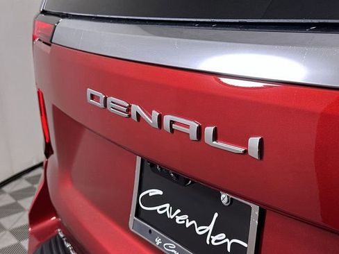 New 2026 GMC Yukon XL Denali w/ Denali Reserve Package AWD/4WD image 34