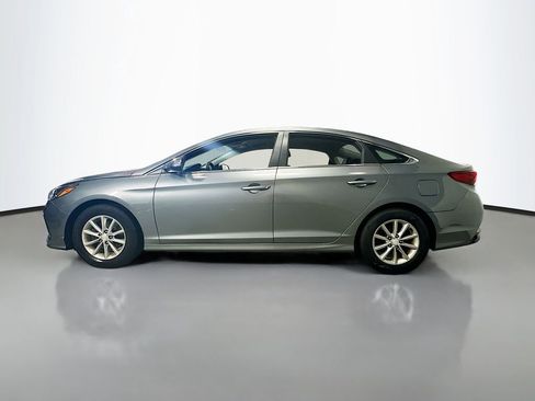 Used 2018 Hyundai Sonata SE w/ Cargo Package FWD image 5