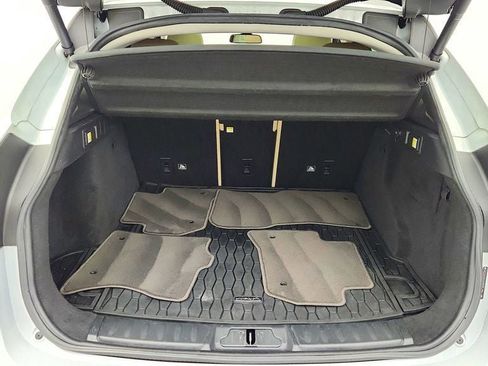 Used 2018 Jaguar F-PACE Prestige image 23