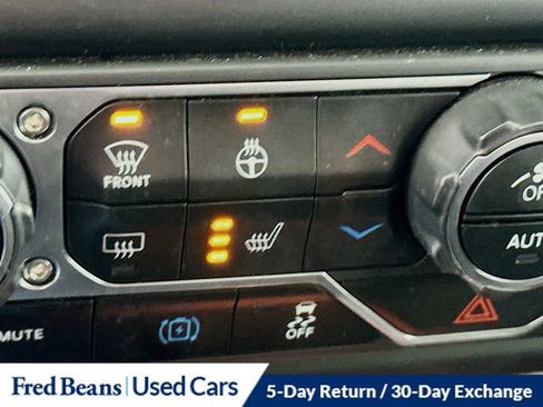 Used 2023 Jeep Wrangler Unlimited Sahara w/ Cold Weather Group image 22