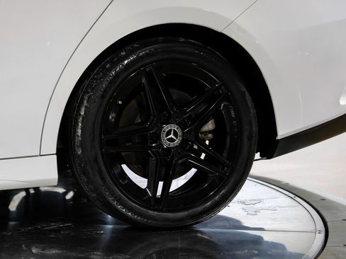 Used 2023 Mercedes-Benz CLA 250 4MATIC image 57