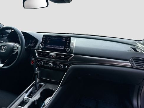 Used 2019 Honda Accord Sport image 31