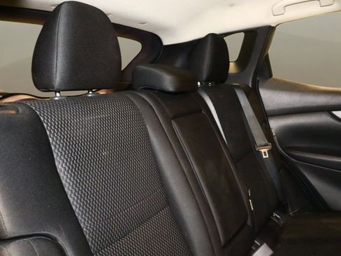 Used 2020 Nissan Rogue Sport S w/ Appearance Package image 18