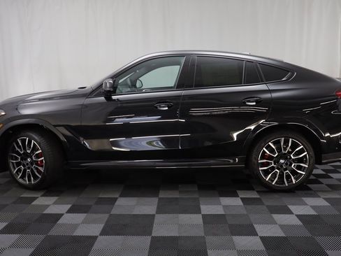 New 2026 BMW X6 xDrive40i w/ Climate Comfort Package image 4