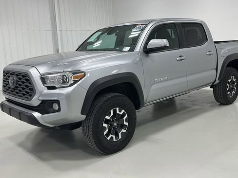 Used 2023 Toyota Tacoma TRD Off-Road image 1