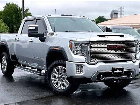 Used 2020 GMC Sierra 3500 Denali w/ Denali Ultimate Package AWD/4WD image 38