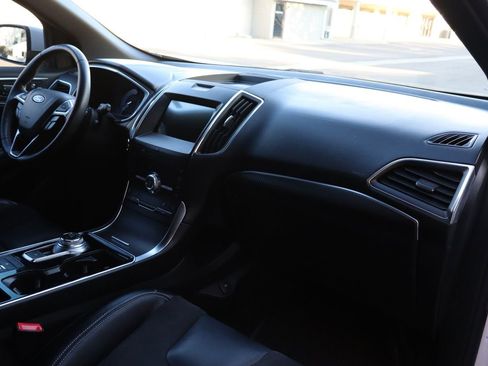 Used 2020 Ford Edge ST w/ Equipment Group 401A image 17