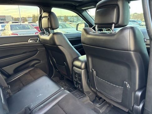 Used 2021 Jeep Grand Cherokee Laredo X image 30