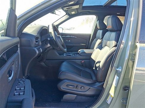 New 2026 Honda Pilot TrailSport image 11