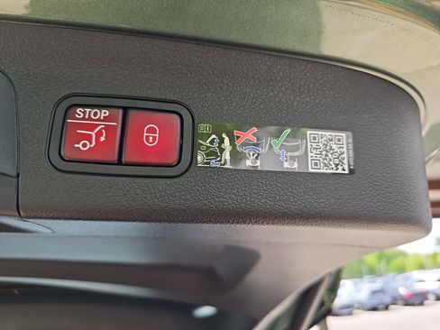 New 2026 Mercedes-Benz GLS 450 4MATIC image 15