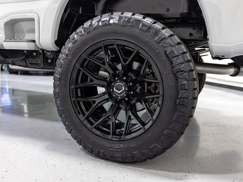Used 2025 Ford F250 Platinum AWD/4WD image 20