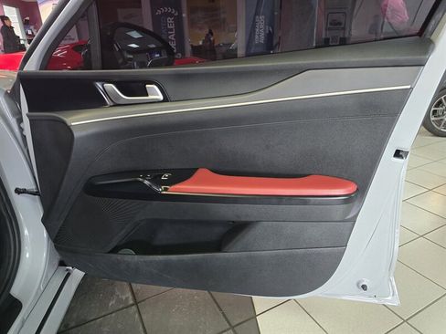Used 2021 Kia K5 GT-Line image 12