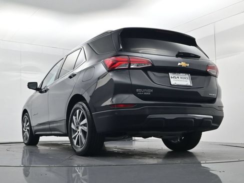 Used 2022 Chevrolet Equinox Premier FWD image 39