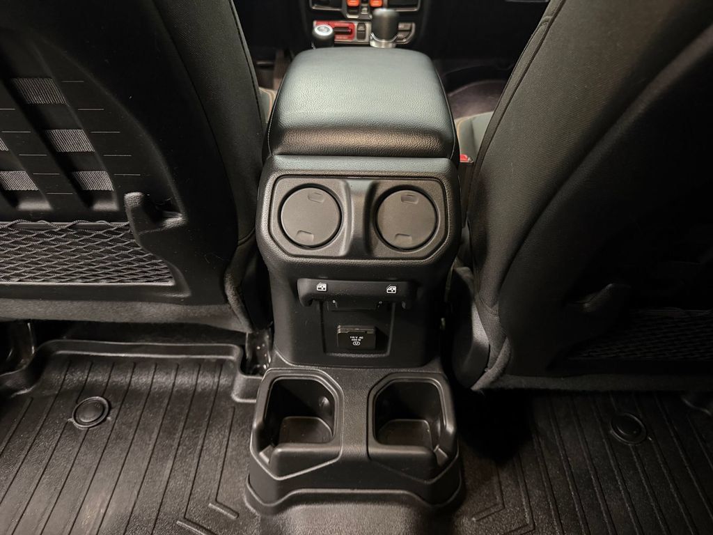 Used 2023 Jeep Gladiator Mojave w/ Cold Weather Group AWD/4WD image 18
