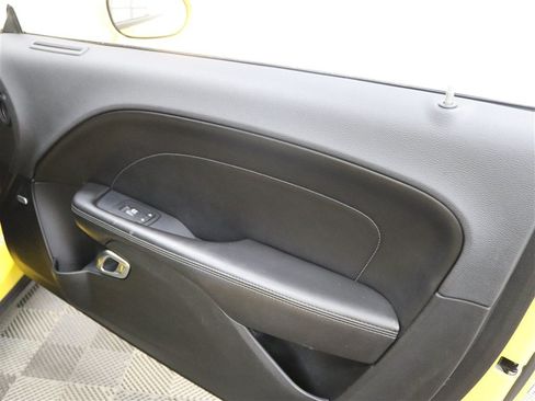 Used 2018 Dodge Challenger R/T Scat Pack RWD image 27
