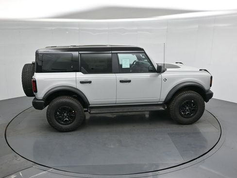 New 2026 Ford Bronco Outer Banks w/ Sasquatch Package AWD/4WD image 37