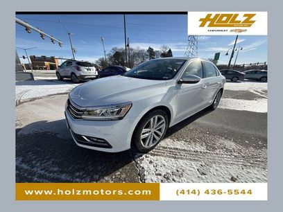 Used 2018 Volkswagen Passat 2.0T SE