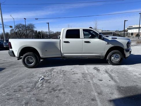 New 2026 RAM 3500 Tradesman image 5