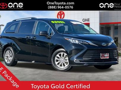 Used 2023 Toyota Sienna XLE