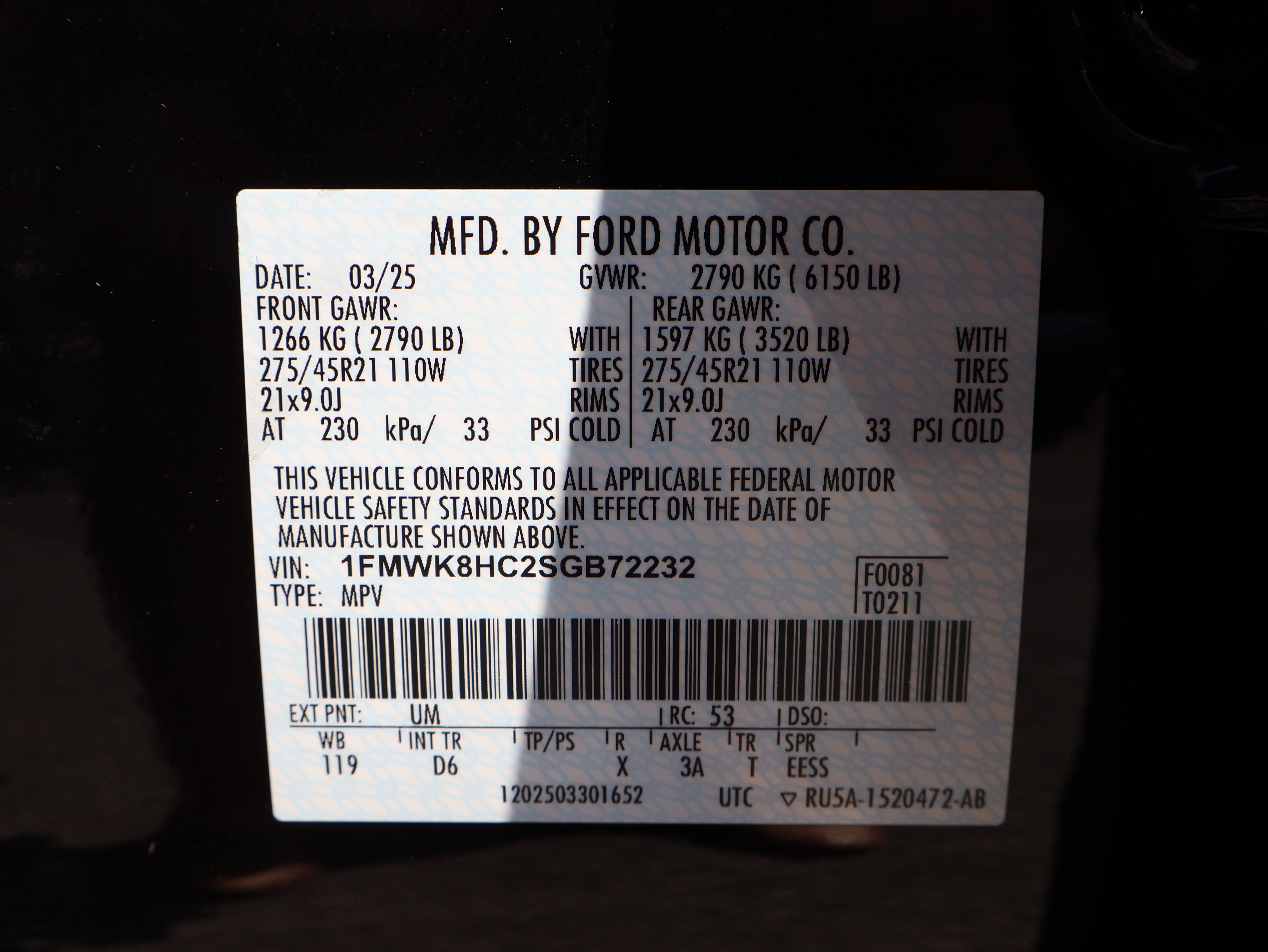 Used 2025 Ford Explorer Platinum w/ Ultimate Package AWD/4WD image 43