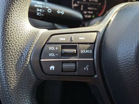 Used 2023 Honda HR-V LX image 20