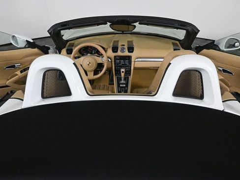 Used 2013 Porsche Boxster RWD image 16