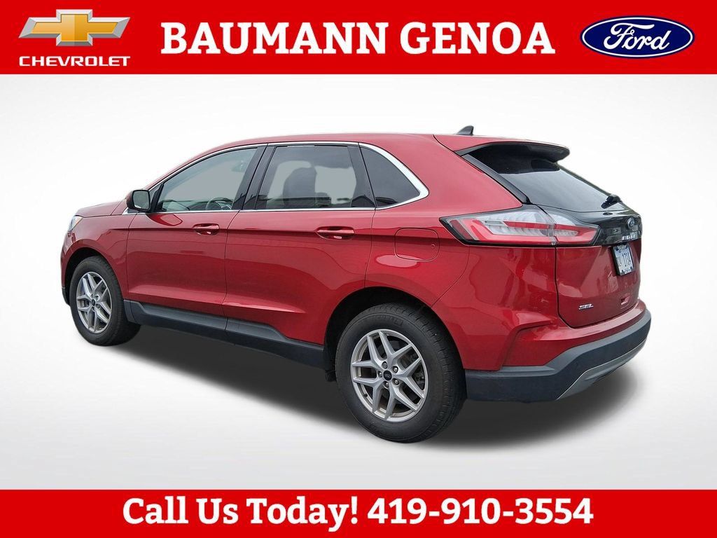 Used 2024 Ford Edge SEL w/ Convenience Package AWD/4WD image 3