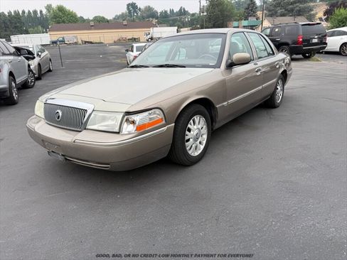 Used 2004 Mercury Grand Marquis LS RWD image 2